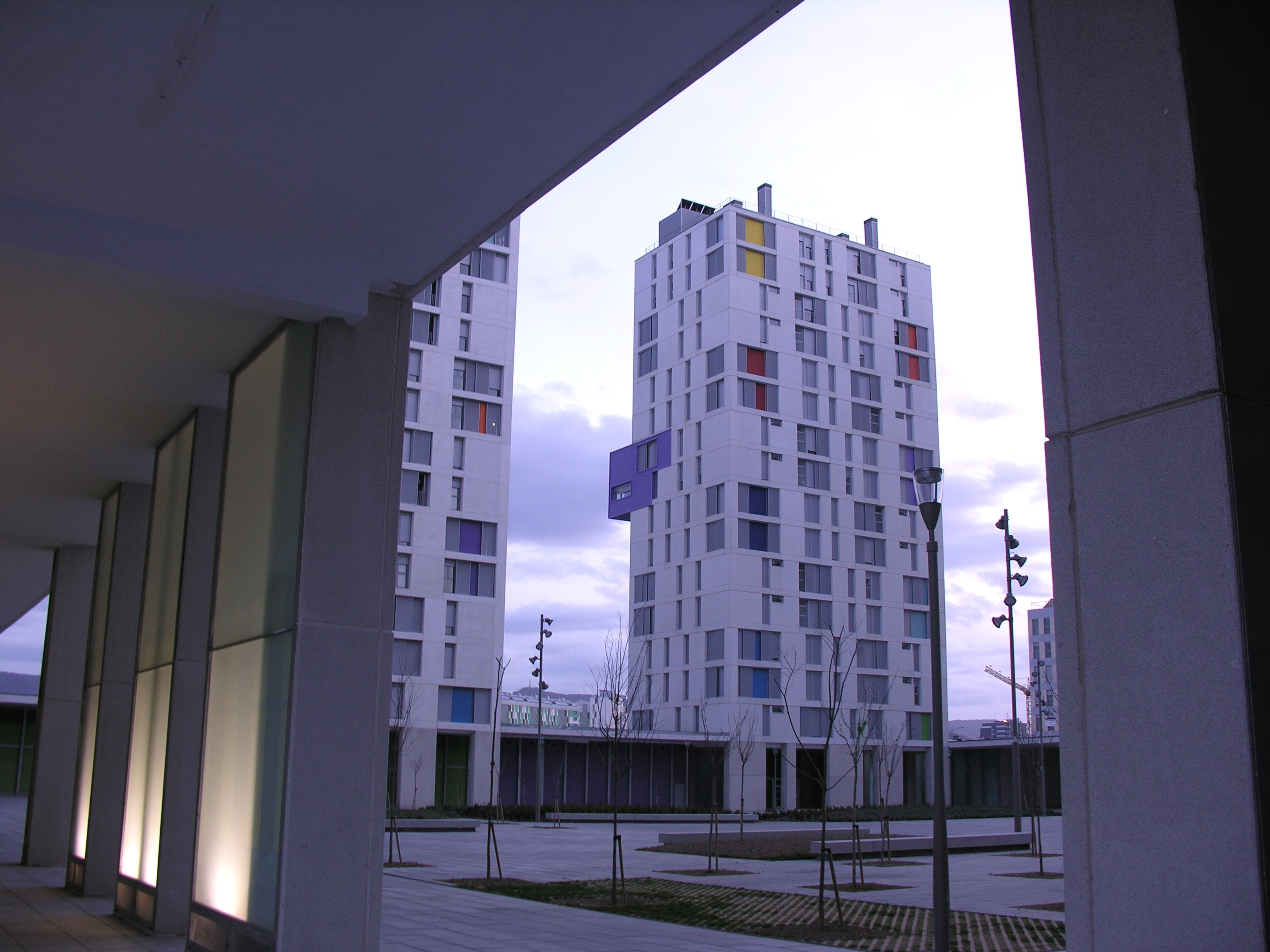 Nueva Plaza Porticada en el Ensanche de Zabalgana - foto 14